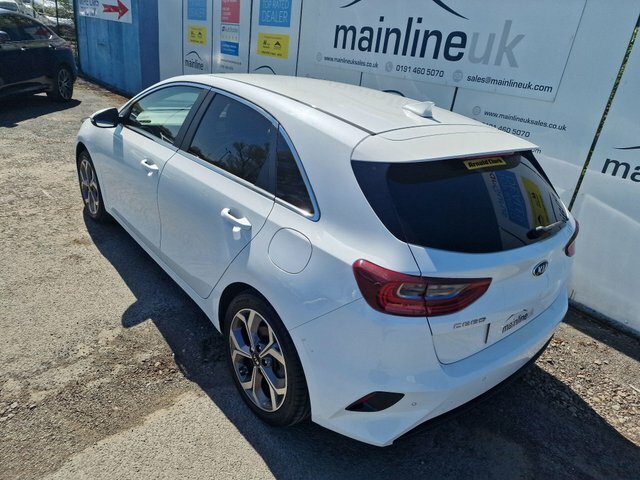 Kia Ceed 1.6 Crdi 3 Euro 6 S S RE19ULV White #4