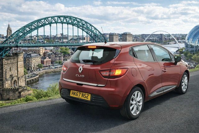 Renault Clio 1.2 16V Dynamique Nav Euro 6 HK67NSZ Red #2