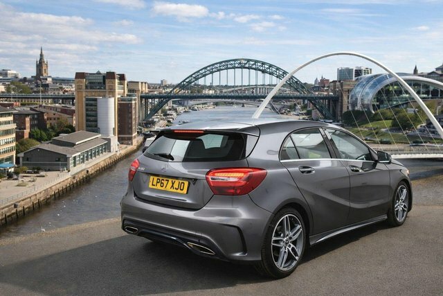 Mercedes-Benz A Class 1.6 A180 Amg Line Euro 6 S S LP67XJO Grey #2