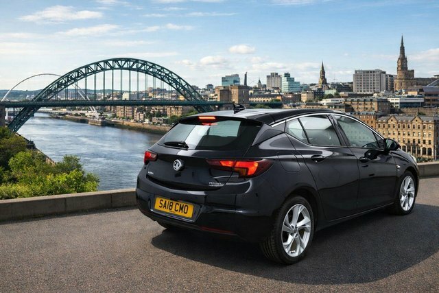 Vauxhall Astra 1.4I Turbo Sri Nav Euro 6 SA18CMO Black #2