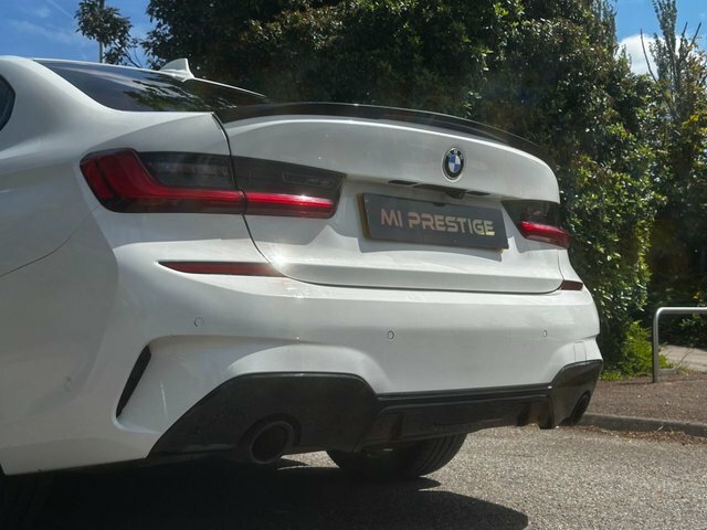 BMW 3 Series Saloon YH20FJK White #5