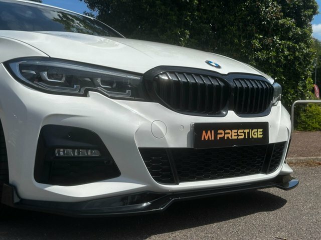 BMW 3 Series Saloon YH20FJK White #4