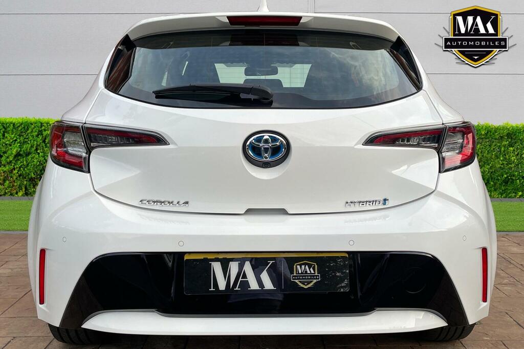 Toyota Corolla Hatchback 1.8 Vvt-h Icon Tech Cvt Euro 6 Ss ML71LJX White #6