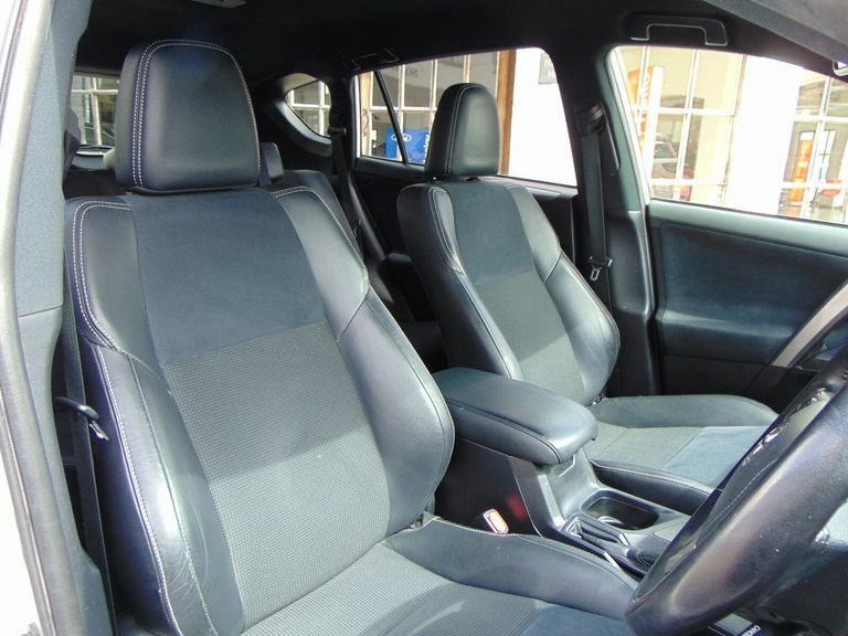 Toyota Rav 4 2.5 Vvt-i Hybrid Icon Tss Cvt BD66VTE White #4