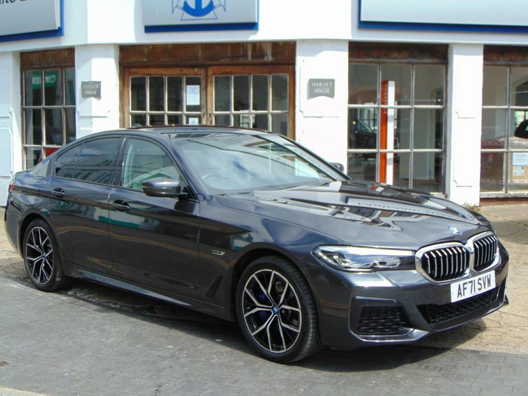 BMW 5 Series 530E M Sport Grey