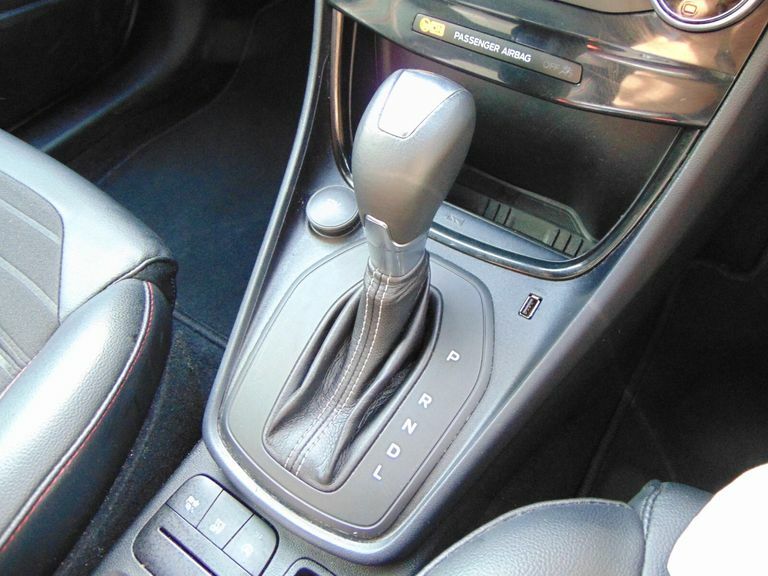 Ford Puma 1.0 Ecoboost Hybrid Mhev St-line X Dct BC73FZT Silver #3