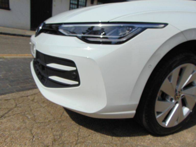 Volkswagen Golf 1.5 Etsi 150 Match Dsg KW75VMC White #4
