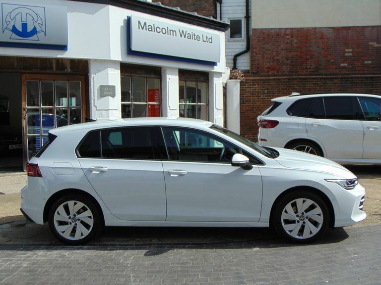 Volkswagen Golf 1.5 Etsi 150 Match Dsg KW75VMC White #2
