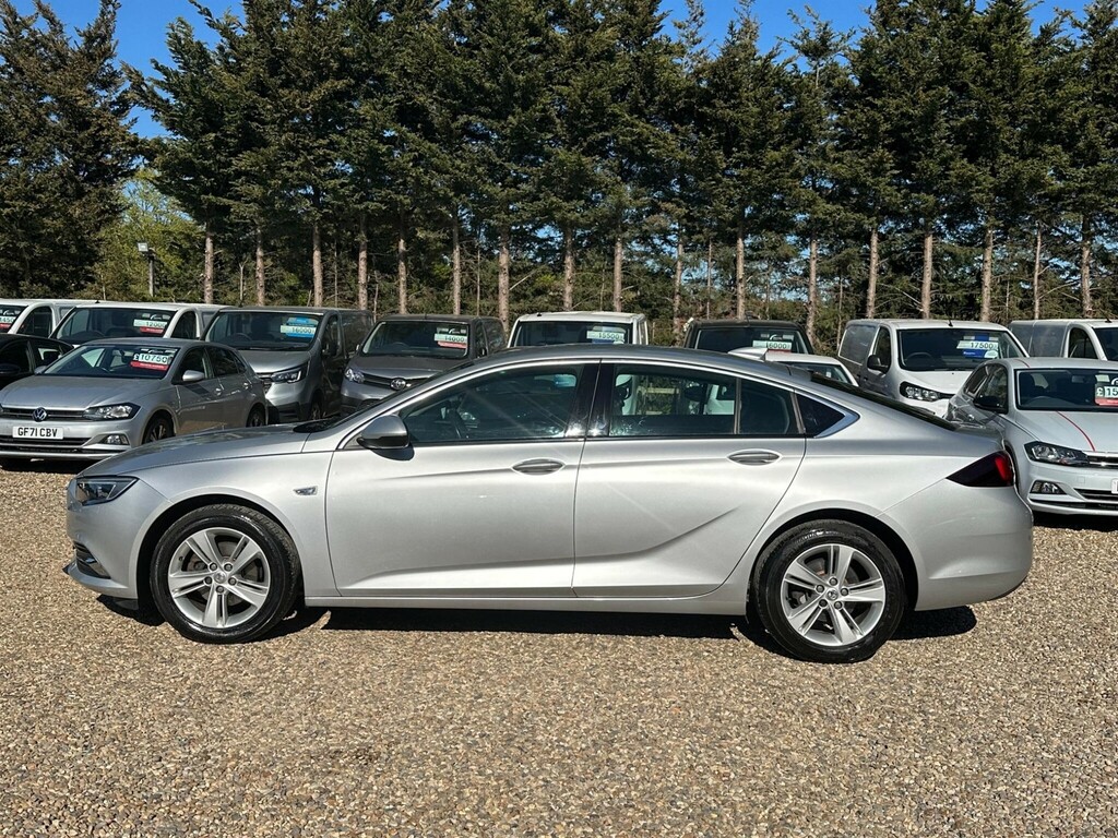 Vauxhall Insignia 1.6 Turbo D Ecotec Tech Line Nav Grand Sport Euro DX68XXE Silver #2