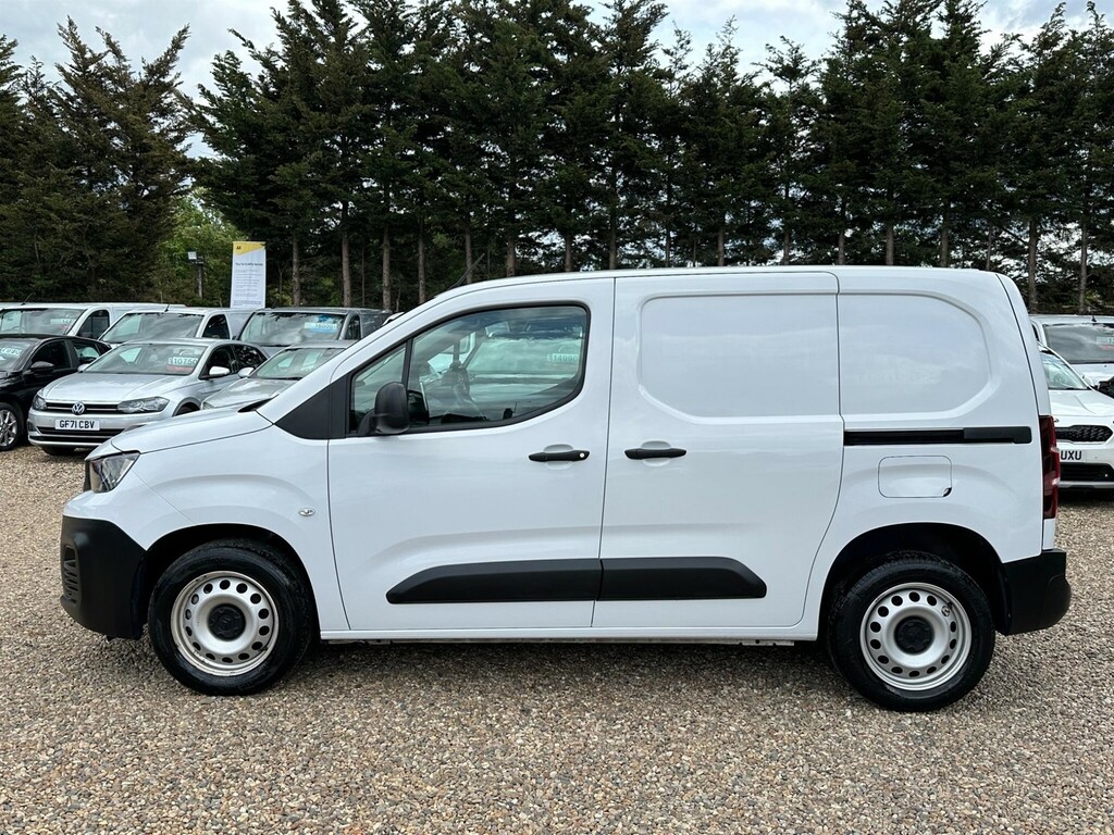 Peugeot Partner 1.5 Bluehdi 1000 Professional Premium Standard P White #2
