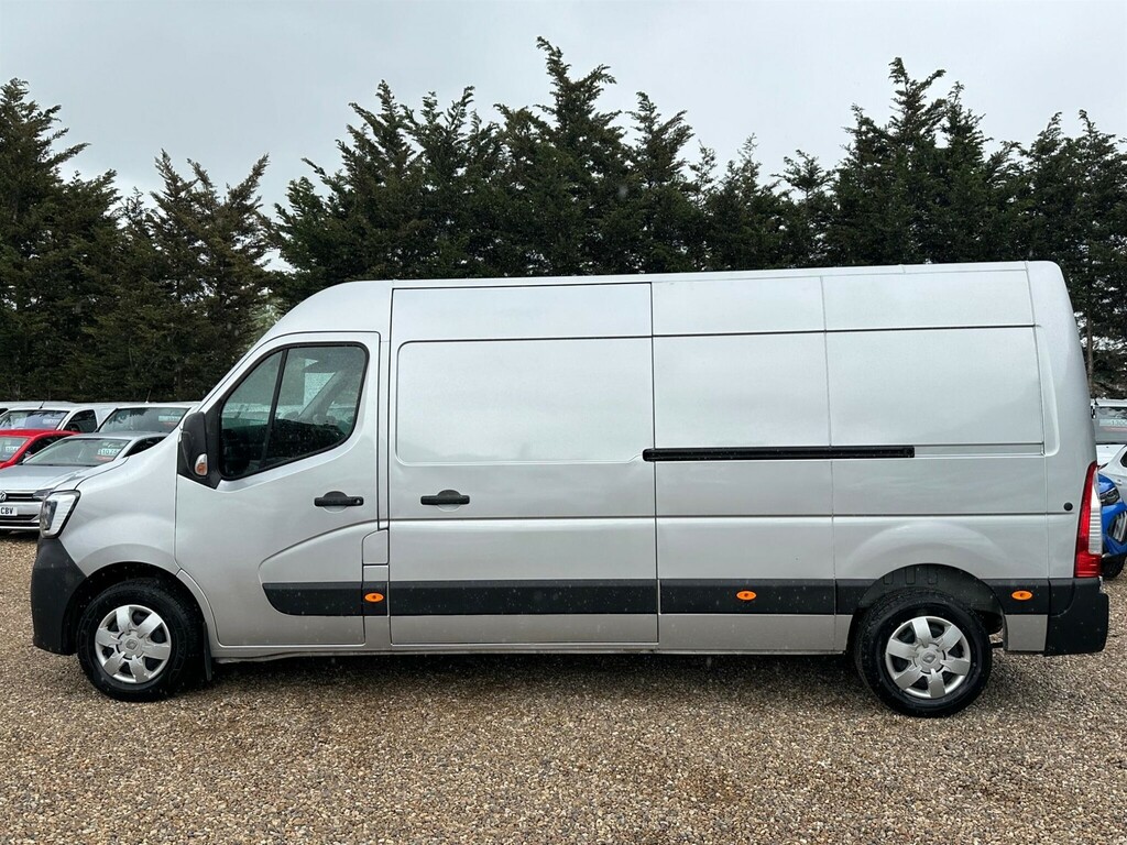 Renault Master 2.3 Dci 35 Business Fwd Lwb Medium Roof Euro 6 HK23VUN Grey #2
