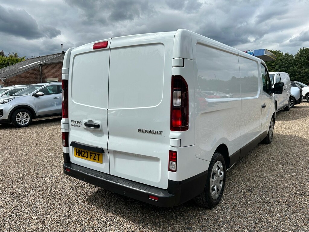 Renault Trafic 2.0 Dci Blue Ll30 Business L2 H1 Euro 6 Ss HN23FZT White #5