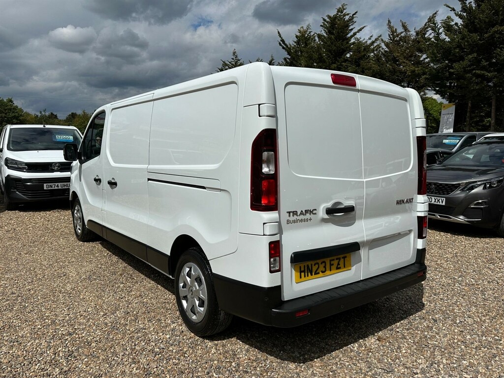 Renault Trafic 2.0 Dci Blue Ll30 Business L2 H1 Euro 6 Ss HN23FZT White #3