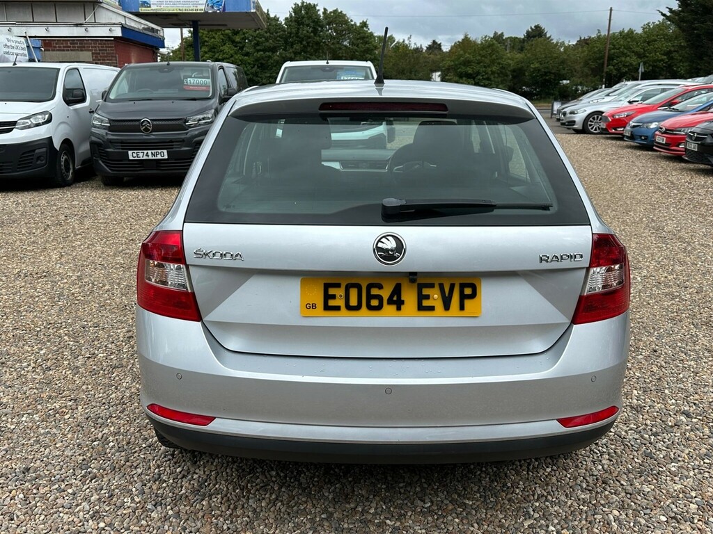 Skoda Rapid Spaceback 1.4 Spaceback Tsi Elegance Dsg Euro 5 Silver #4