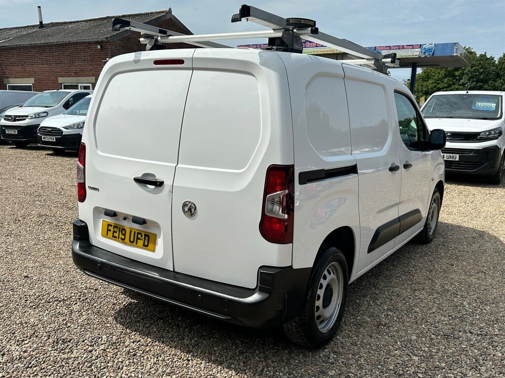 Vauxhall Combo 1.6 Turbo D 2300 Edition L1 H1 Euro 6 Ss FE19UPD White #5