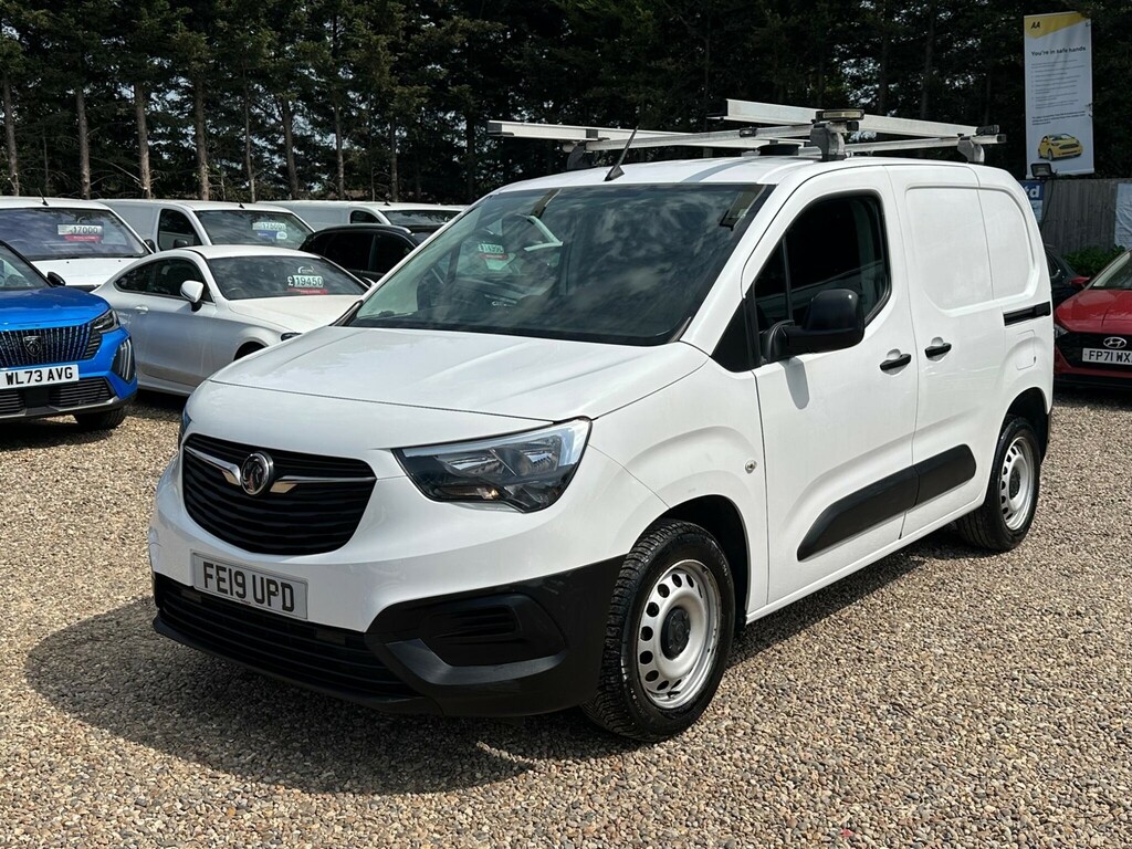 Vauxhall Combo 1.6 Turbo D 2300 Edition L1 H1 Euro 6 Ss White