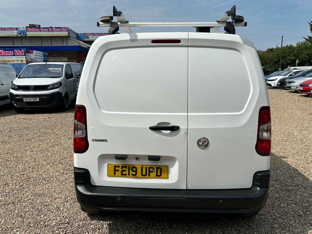 Vauxhall Combo 1.6 Turbo D 2300 Edition L1 H1 Euro 6 Ss FE19UPD White #4