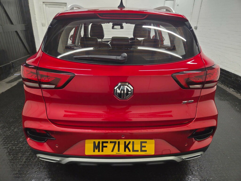 MG ZS Zs Exclusive Tgdi MF71KLE Red #4
