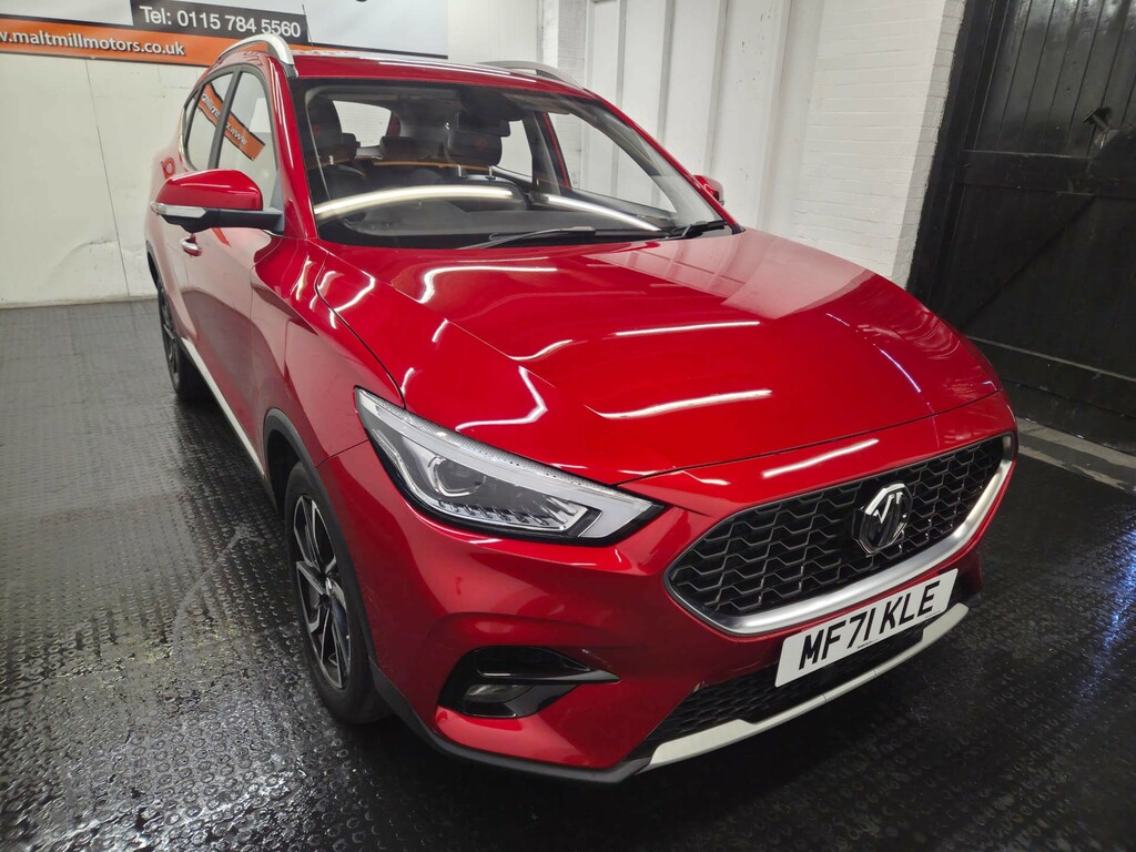 MG ZS Zs Exclusive Tgdi Red