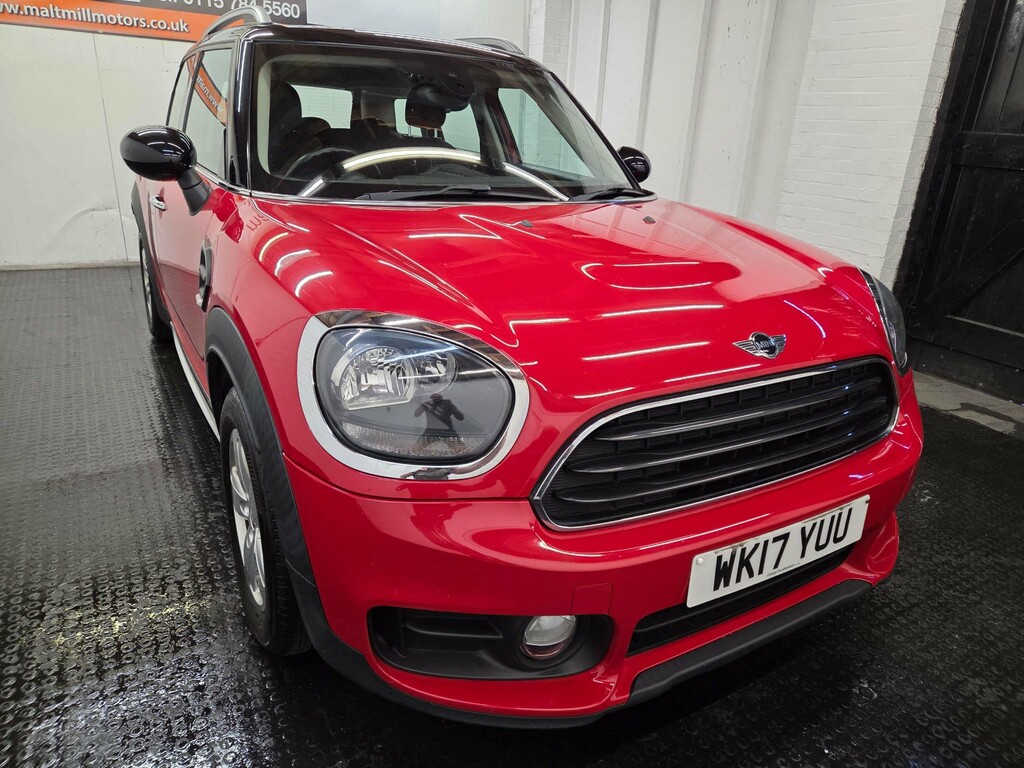 Mini Countryman Cooper D Red