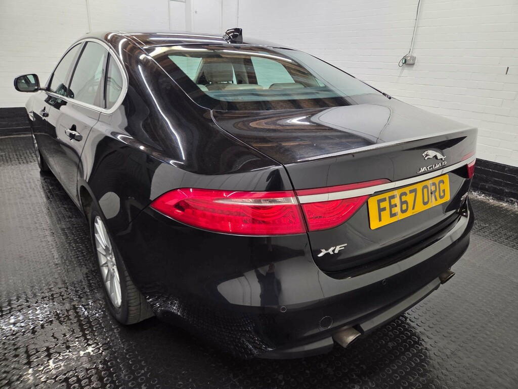 Jaguar XF Prestige I FE67ORG Black #4
