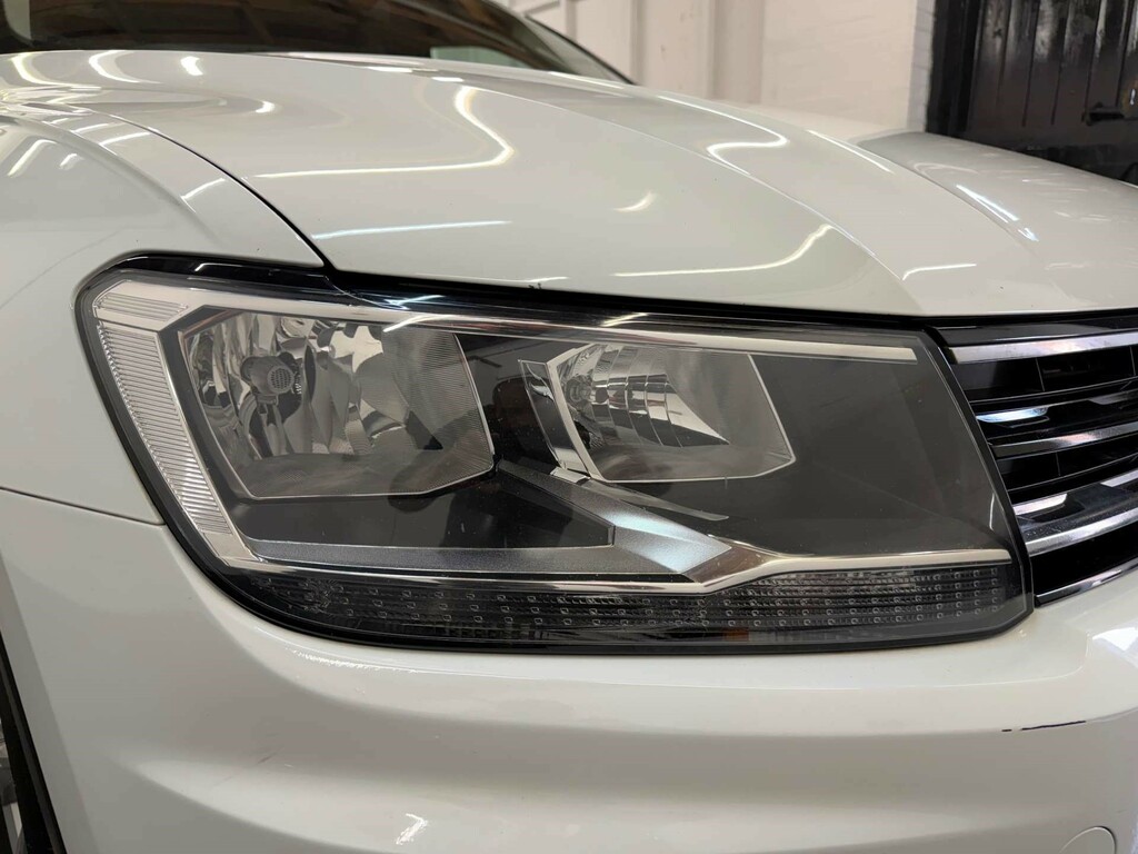Volkswagen Tiguan S Tdi Bluemotion Technology 4Motion 4Wd CX17LUW White #6