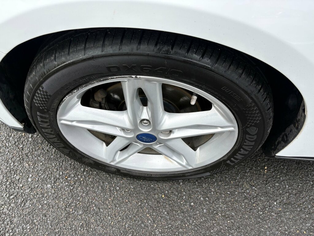 Ford Focus 1.5T Ecoboost Titanium Estate Eu EN64OLT White #6