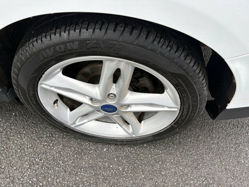 Ford Focus 1.5T Ecoboost Titanium Estate Eu EN64OLT White #5