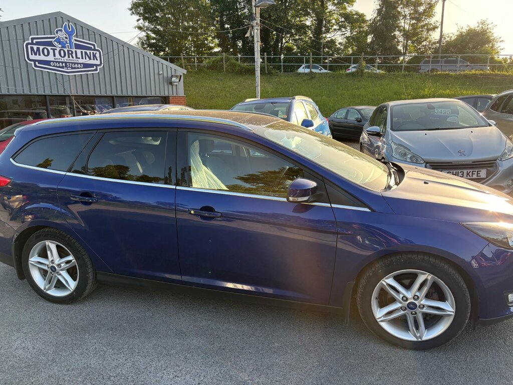 Ford Focus 1.6 Tdci Zetec Estate Euro 5 S EN64ATY Blue #2