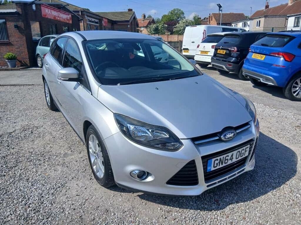 Ford Focus Titanium Navigator Silver