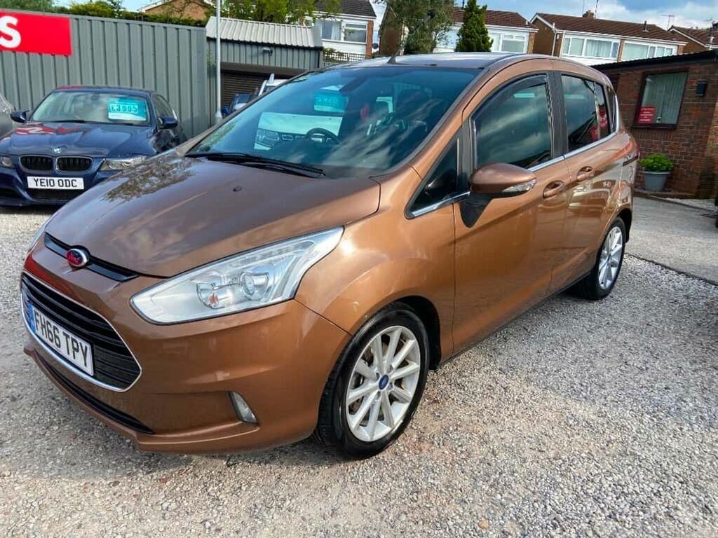 Ford B-Max Titanium Brown