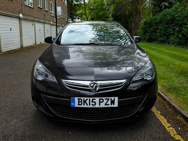 Vauxhall Astra GTC Turbo Sport Coupe Black #2
