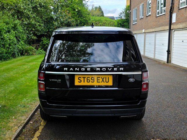 Land Rover Range Rover P400e 12.4Kwh Gpf Vogue ST69EXU Black #6