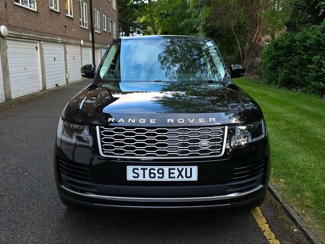 Land Rover Range Rover P400e 12.4Kwh Gpf Vogue ST69EXU Black #2