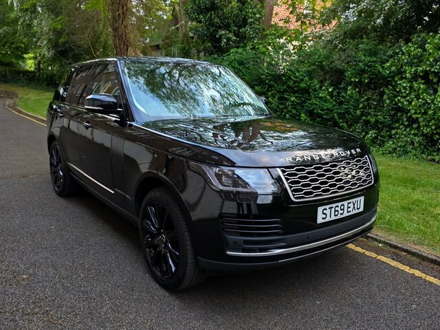 Land Rover Range Rover P400e 12.4Kwh Gpf Vogue Black