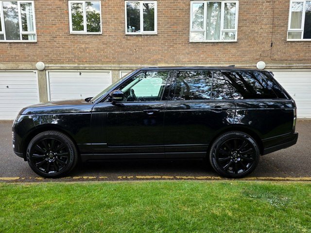 Land Rover Range Rover P400e 12.4Kwh Gpf Vogue ST69EXU Black #4