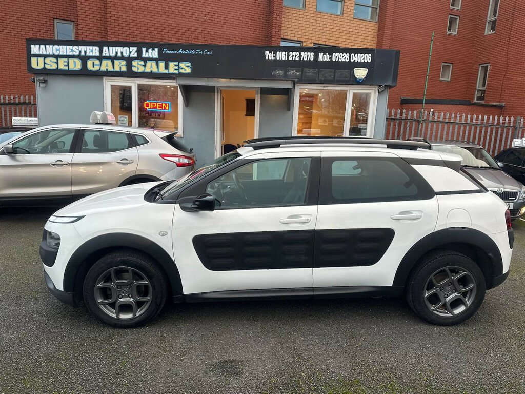 Citroen C4 Cactus 1.6 Bluehdi Feel Hatchback LD15YFN White #3