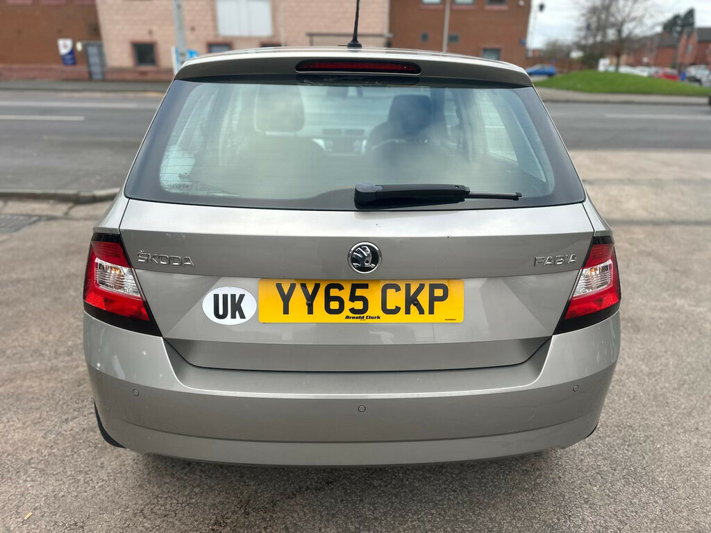 Skoda Fabia 1.4 Tdi Se Hatchback Beige #6