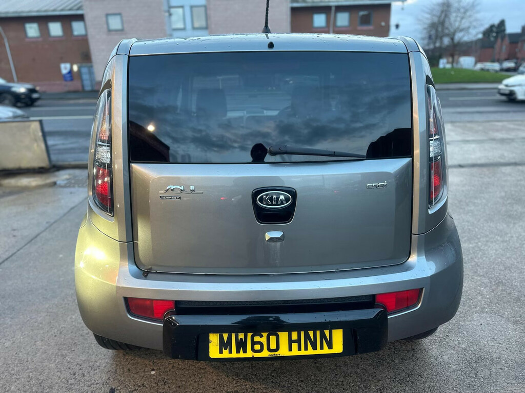 Kia Soul 1.6 Crdi Tempest Euro 4 Hatchback Silver #6