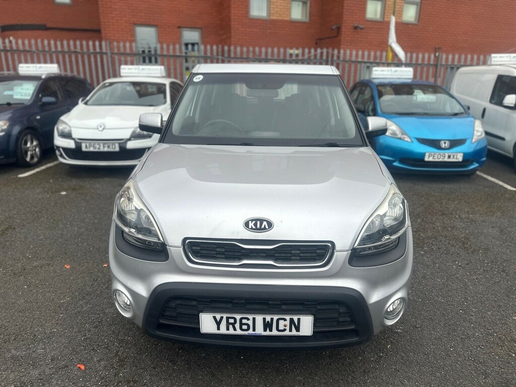 Kia Soul 1.6 Crdi 2 Euro 5 Hatchback Silver #2