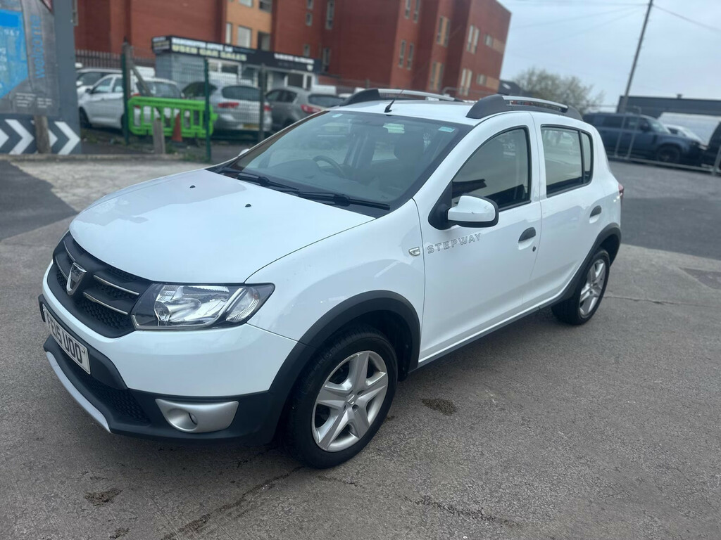 Dacia Sandero Stepway 1.5 Dci Laureate Hatchback White