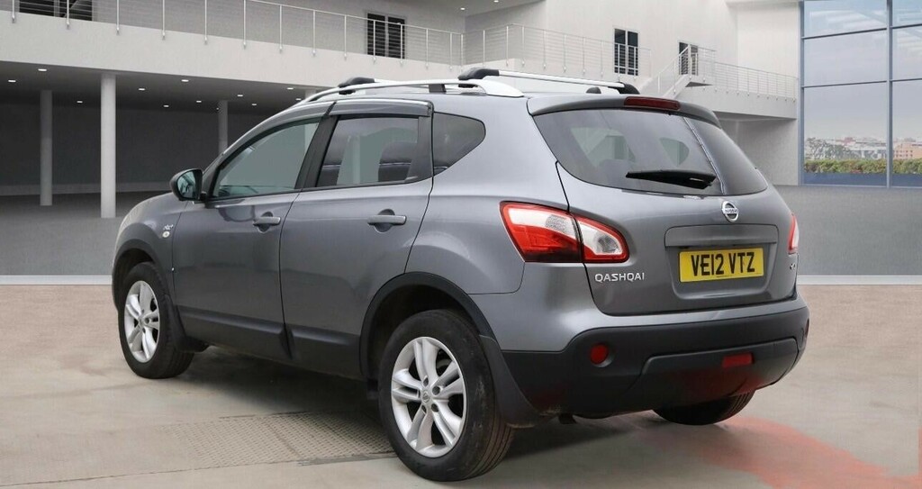 Nissan Qashqai 15 Dci 110 N-tec Hatchback Grey #3
