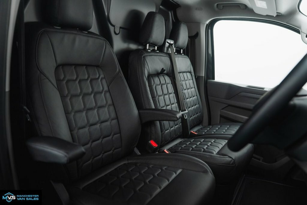 Volkswagen Transporter Mpv DUST170 Grey #2