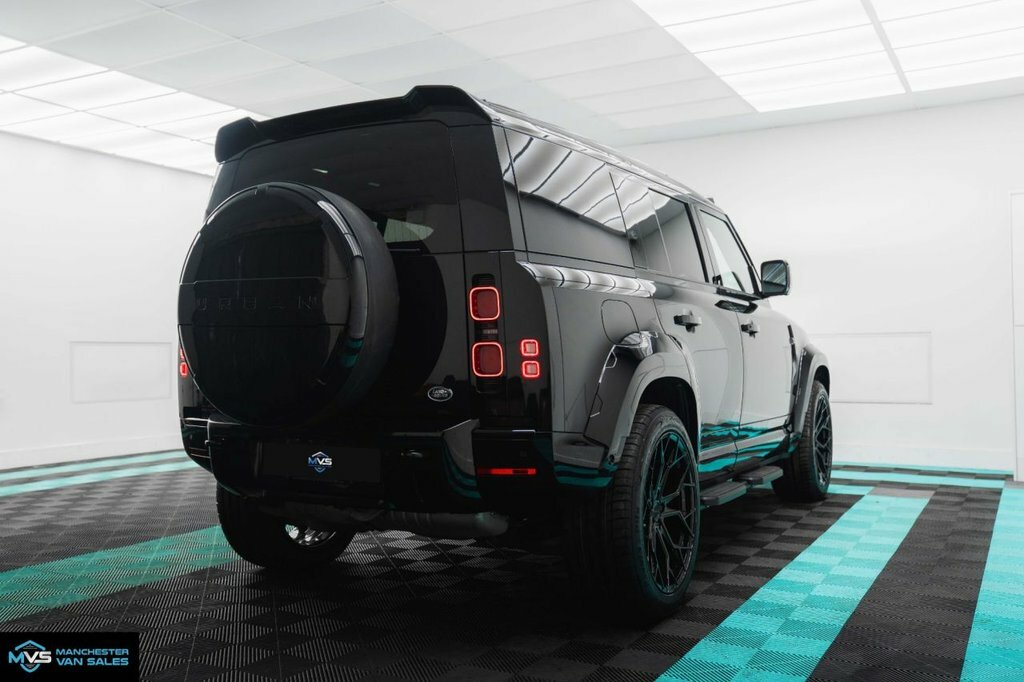 Land Rover Defender 3L X-dynamic Hse CV74WHR Black #6