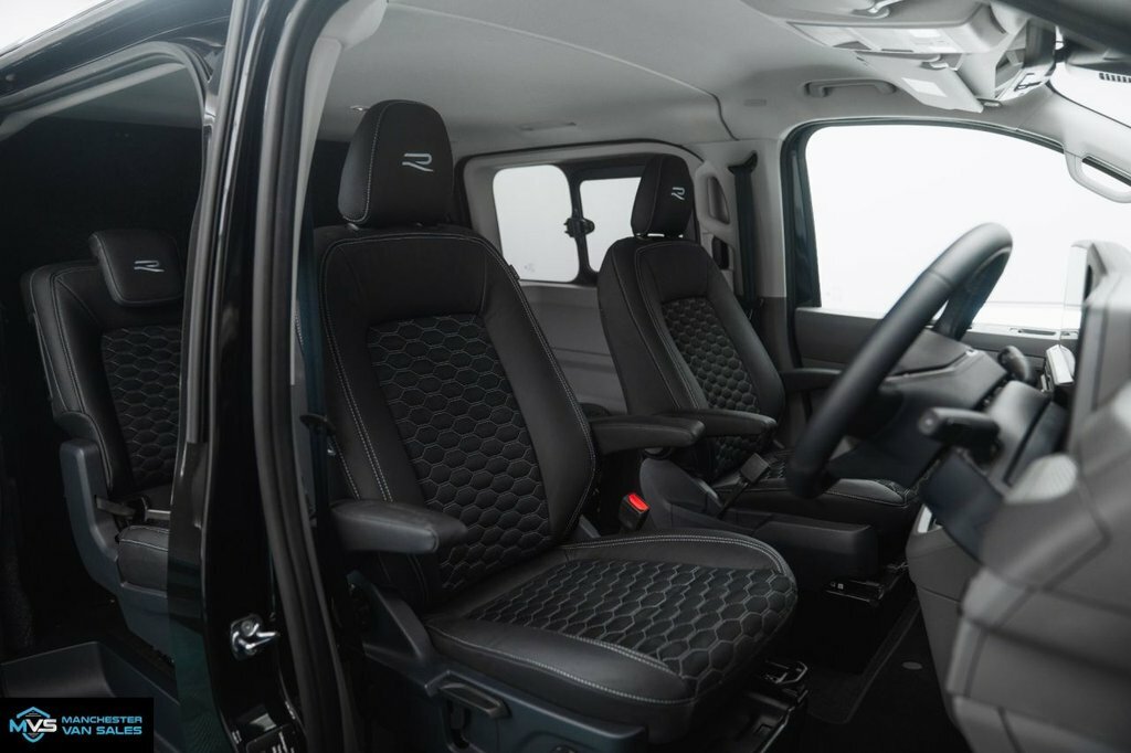 Volkswagen Transporter Combi Black #2