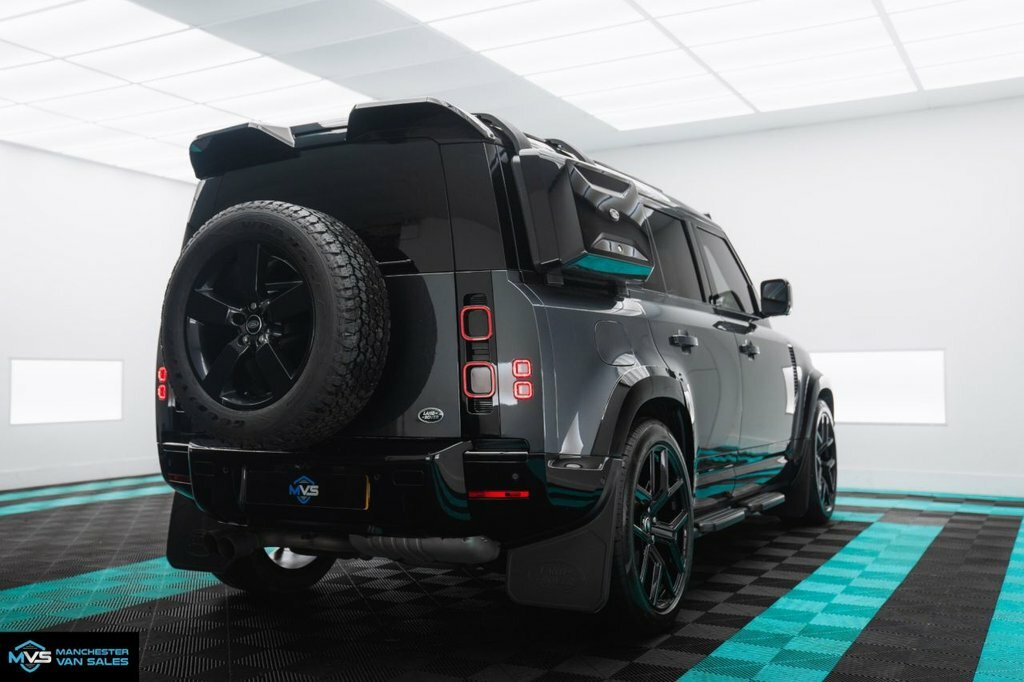 Land Rover Defender 110 3L X-dynamic Hse CV25YDC Grey #6