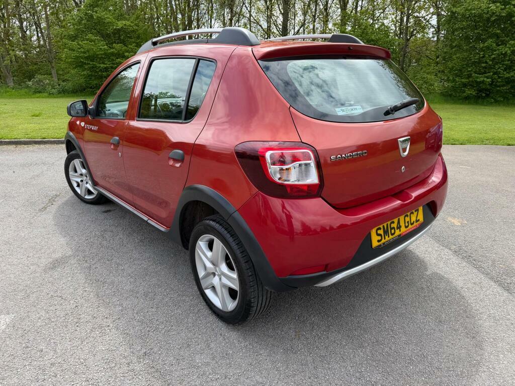 Dacia Sandero Stepway 1.5 Dci Ambiance Euro 5 SM64GCZ Red #4