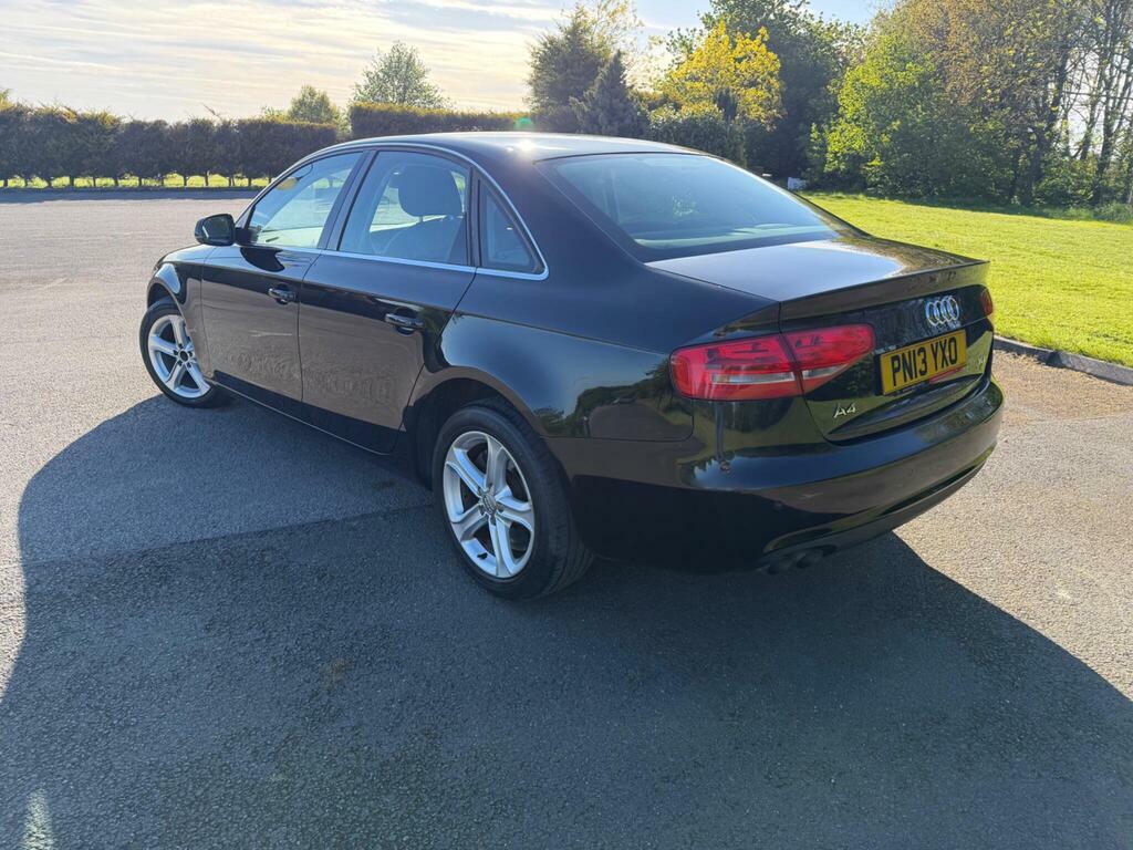 Audi A4 2.0 Tdi Se Multitronic Euro 5 S S Black #4