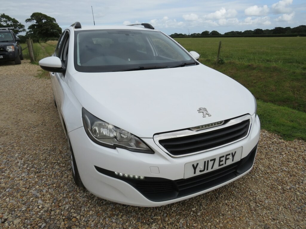 Peugeot 308 1.6 B Lue Hdi 100 Access White