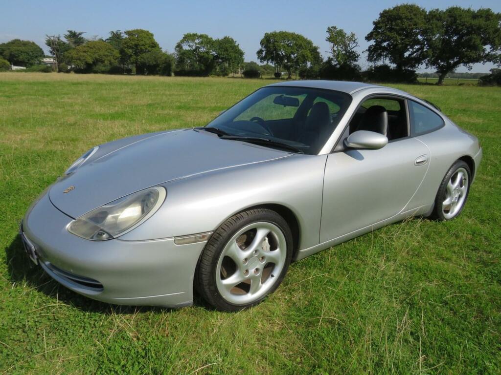 Porsche 911 Carrera 4 Silver #2